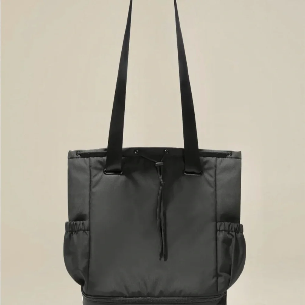 Beyond Yoga, Yoga Gym Bag, Drawstring Tote Backpack Bag Carry-All Bag Black - Picture 7 of 11